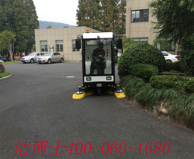 潔博士電動掃地機客戶案例——泰興市姚王鎮(zhèn)石橋村民委員會